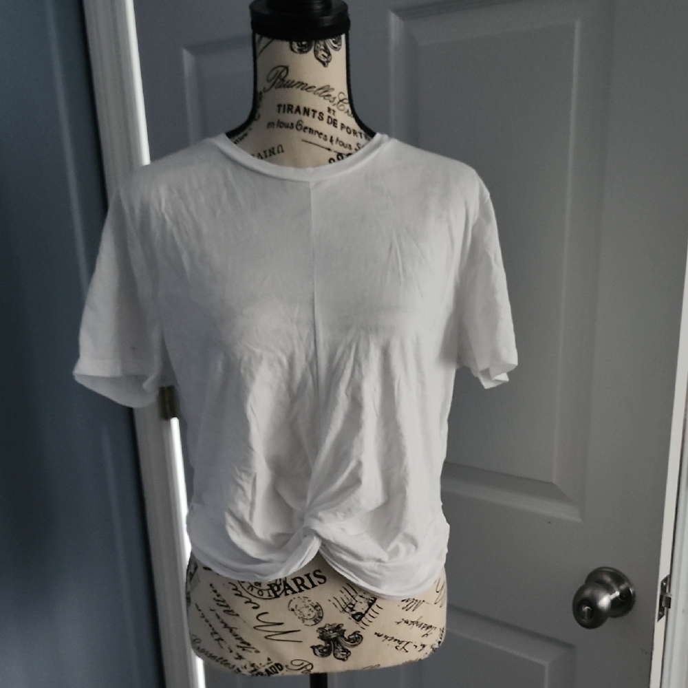Forever 21 White Twist Front Tee